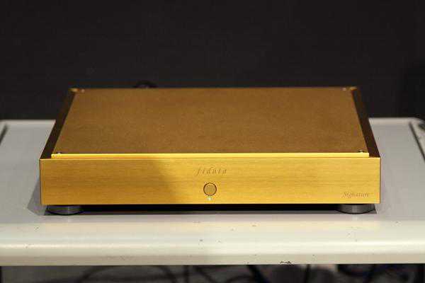 和纸与NAS：Fidata HFAS1-S10U