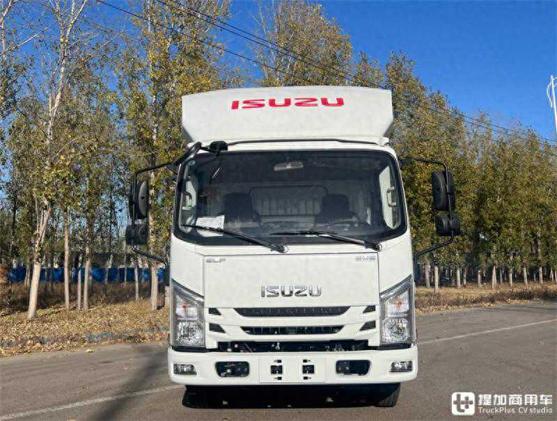 针对国内市场研发，高端轻卡江西五十铃翼放EM来袭