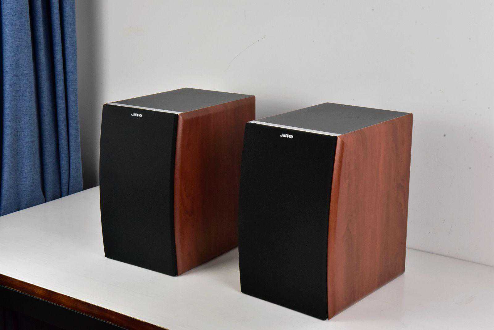 超低价无源书架箱试听，标签：7英寸低频、40KHz高频、易推、大牌