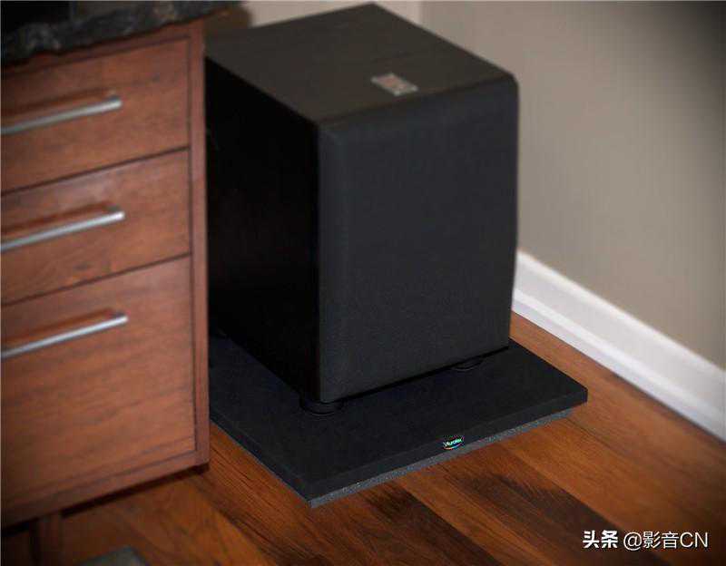 想要更酣畅淋漓的观影体验？你需要一块Auralex减震垫