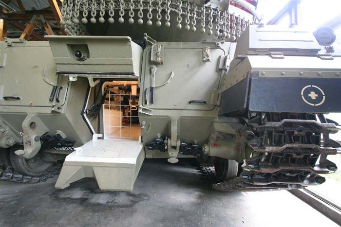 实战的磨练！可扛RPG，可载6步兵，中东小霸王的坦克哪些值得借鉴