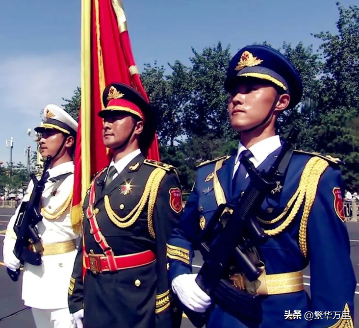 解放军陆军有82个合成旅，5种不同的类型，到底有哪些装备？