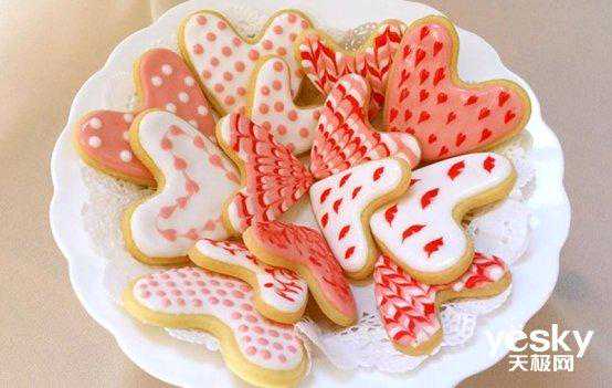 极客美食：美味情人节—电烤箱版爱心糖霜饼干
