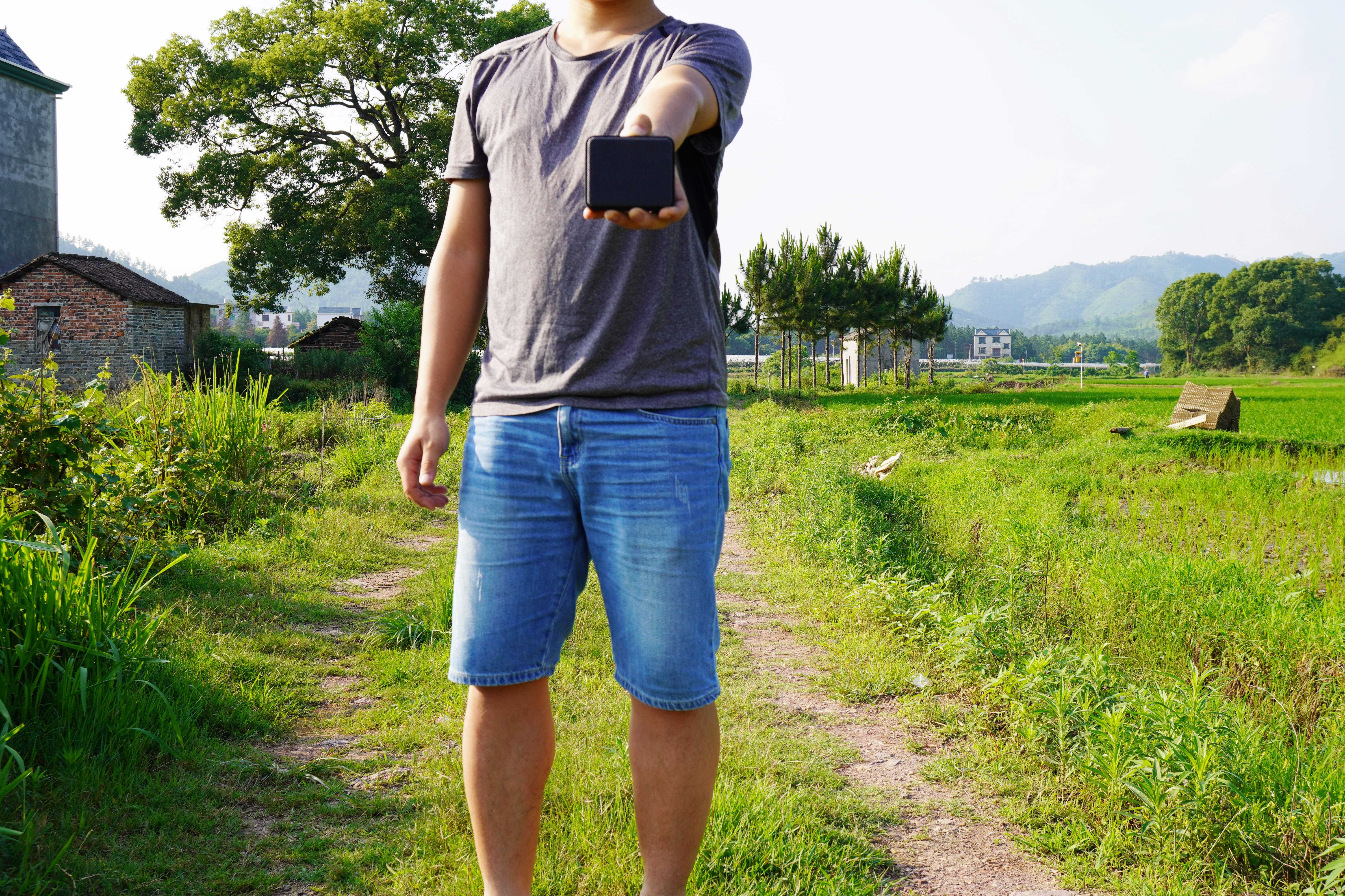 跑步、骑行太单调？这款200多块就能拿下的颜值小音箱推荐给你