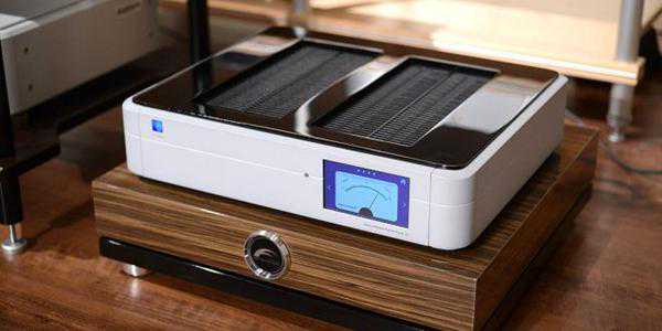 智能型的电源“再生”器：PS Audio P12