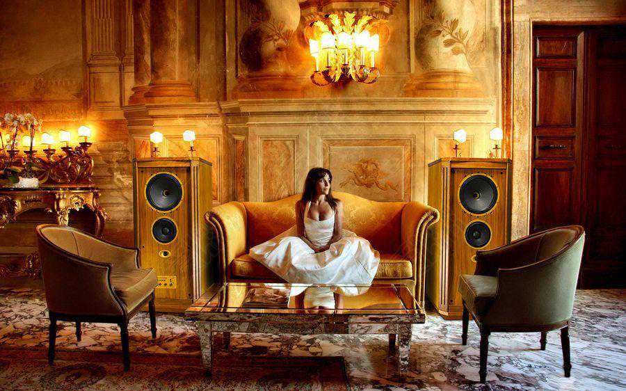 大品牌=音质？四款主流落地HIFI音箱横评对比