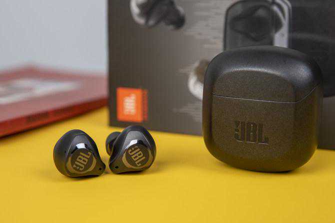 JBL CLUB PRO+ TWS真无线降噪耳机体验：这才叫下潜
