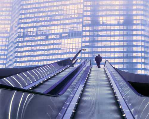 美的：机器人能扛起重任吗？