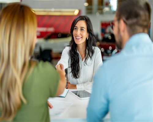 皮肤上贴膏药留下的痕迹怎样去除？