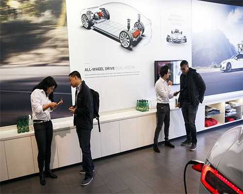 一个很简单的问题：警察的含义是什么？