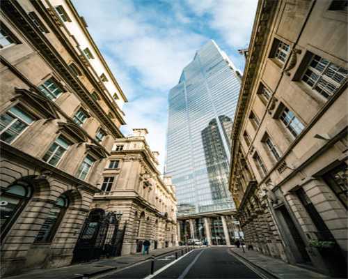 盐焗鸡爪这样做真简单，泡一夜煮五分钟，皮脆肉弹，没有一点腥味