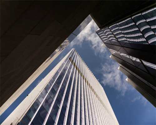 金日成为感谢毛主席，送24箱苹果到杭州，为何打开后却无人敢吃？