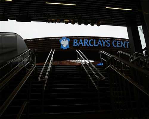 郑钦文2-0横扫肯宁！斩获WTA东京500决赛冠军！迎来赛季第三冠！