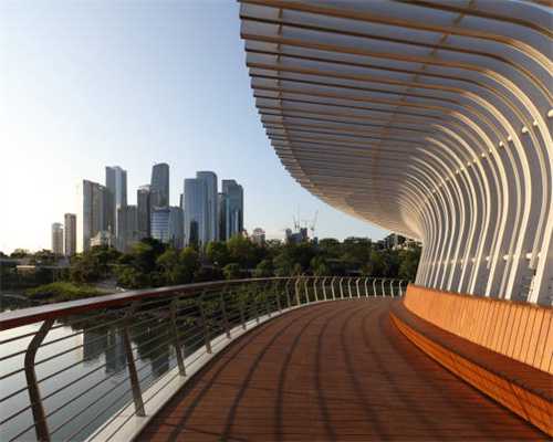 世界上腐蚀性最强的物质是什么？王水、魔酸在它面前都是小弟