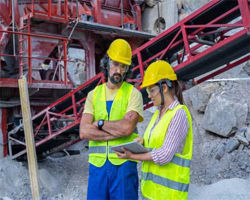 腿上青筋毕露，像爬满了蚯蚓一样，到底咋回事？看看科学的答案