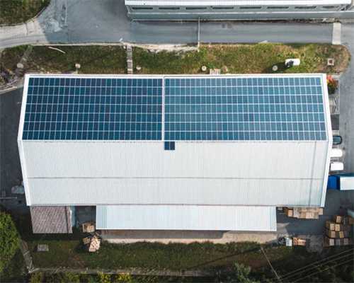 陕西小伙儿在自家麦地办婚礼，花费不足2千，效果上万