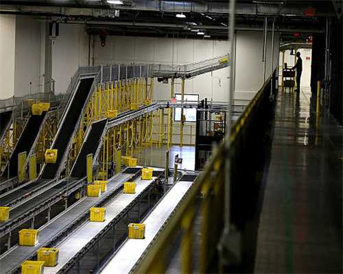 35位渔民在海上捡到一坨粪石，竟卖了1000万元，每人分28万