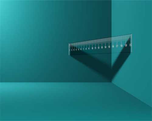 羽衣甘蓝好看能吃，不太好吃，适合天气凉爽后入手，可以养很多年