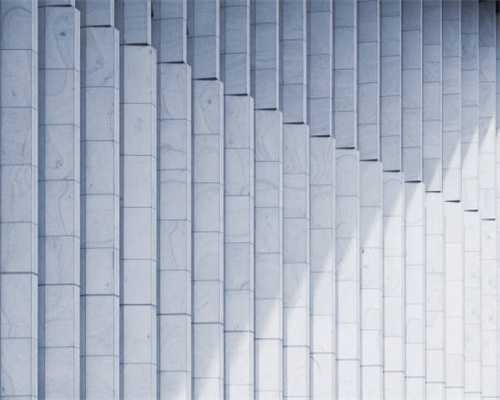 大楼现10层高巨型视力表！网友：看不清楚可以直接进医院了